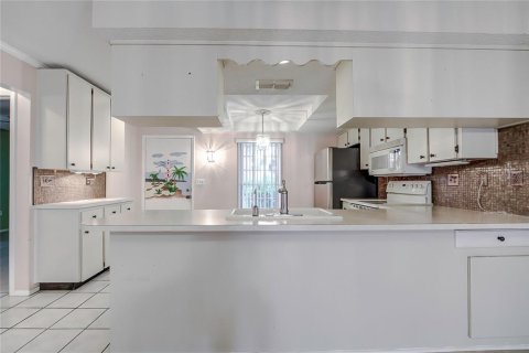 Copropriété à vendre à Hudson, Floride: 2 chambres, 95.6 m2 № 1352453 - photo 14