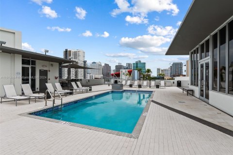 Condo in Fort Lauderdale, Florida, 1 bedroom  № 1235391 - photo 21