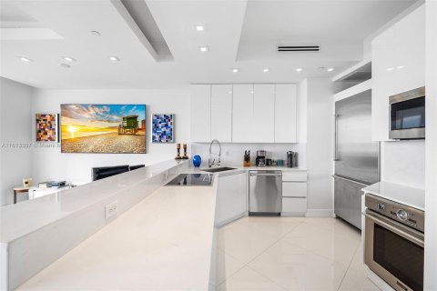 Condo in Miami Beach, Florida, 1 bedroom  № 1235392 - photo 7