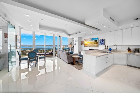 Copropriété à vendre à Miami Beach, Floride: 1 chambre, 107.77 m2 № 1235392 - photo 2