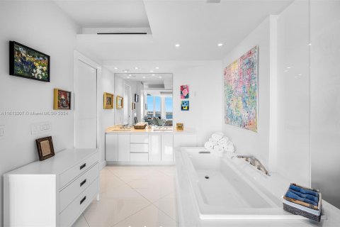 Copropriété à vendre à Miami Beach, Floride: 1 chambre, 107.77 m2 № 1235392 - photo 21