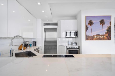 Copropriété à vendre à Miami Beach, Floride: 1 chambre, 107.77 m2 № 1235392 - photo 9