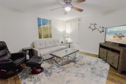 Condo in Punta Gorda, Florida, 2 bedrooms  № 1243638 - photo 24