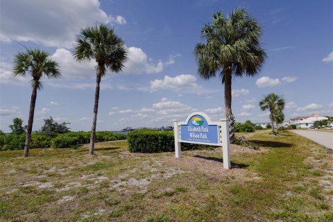 Condo in Punta Gorda, Florida, 2 bedrooms  № 1243638 - photo 20