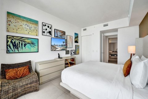 Condominio en venta en Hollywood, Florida, 1 dormitorio, 78.97 m2 № 1043872 - foto 8