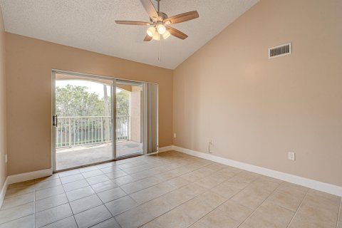 Condo in Coconut Creek, Florida, 2 bedrooms  № 1056894 - photo 11