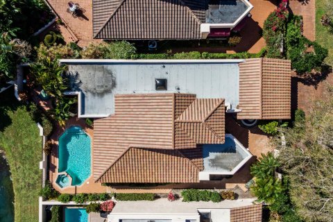 Casa en venta en Deerfield Beach, Florida, 2 dormitorios, 183.02 m2 № 1038373 - foto 7