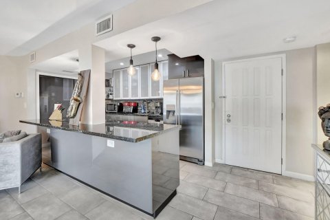 Copropriété à vendre à Deerfield Beach, Floride: 1 chambre, 94.85 m2 № 1065458 - photo 25