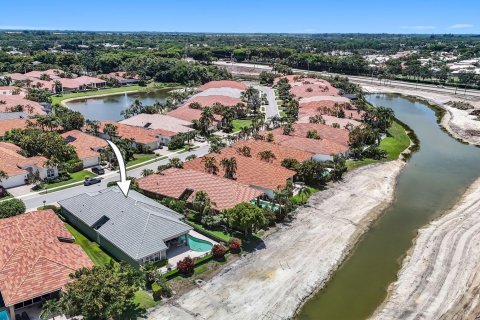 House in Lake Worth, Florida 4 bedrooms, 295.71 sq.m. № 1217279 - photo 22