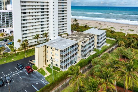 Copropriété à vendre à Riviera Beach, Floride: 2 chambres, 80.64 m2 № 1018012 - photo 9