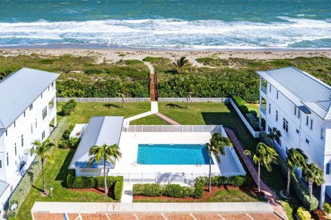 Casa en venta en Hutchinson Island South, Florida, 5 dormitorios, 433.85 m2 № 1055096 - foto 3