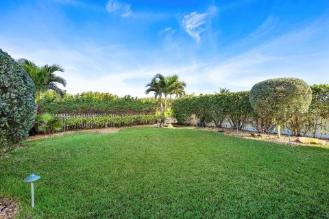 Casa en venta en Hutchinson Island South, Florida, 5 dormitorios, 433.85 m2 № 1055096 - foto 22