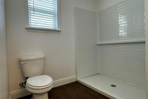 Снять в аренду таунхаус в Сан-Антонио, Флорида 3 комнаты, 157.38м2, № 1061947 - фото 9