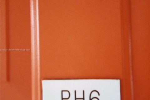 Купить кондоминиум в Делрей-Бич, Флорида 6 комнат, 148.55м2, № 1241922 - фото 7