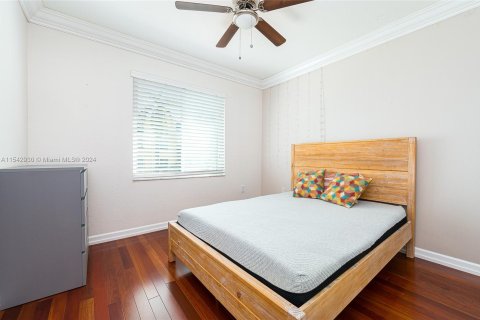 Casa en venta en Dania Beach, Florida, 3 dormitorios, 221.85 m2 № 1040471 - foto 23