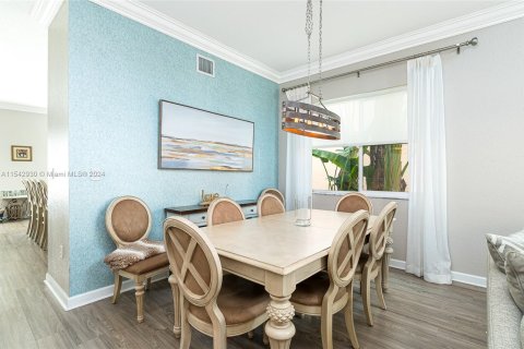 Villa ou maison à vendre à Dania Beach, Floride: 3 chambres, 221.85 m2 № 1040471 - photo 6