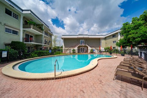 Copropriété à vendre à Wilton Manors, Floride: 2 chambres, 92.9 m2 № 1097841 - photo 6