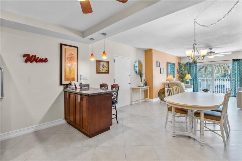 Copropriété à vendre à Hollywood, Floride: 2 chambres, 111.48 m2 № 1045395 - photo 12