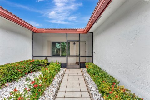 Villa ou maison à vendre à Tamarac, Floride: 2 chambres, 176.79 m2 № 1045444 - photo 21