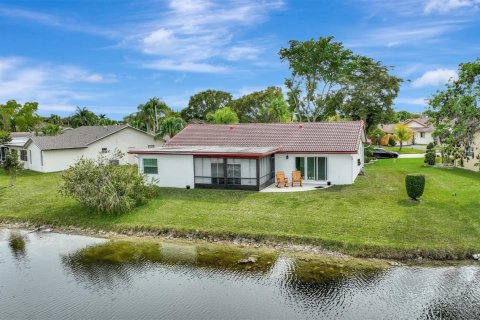 Casa en venta en Tamarac, Florida, 2 dormitorios, 176.79 m2 № 1045444 - foto 5