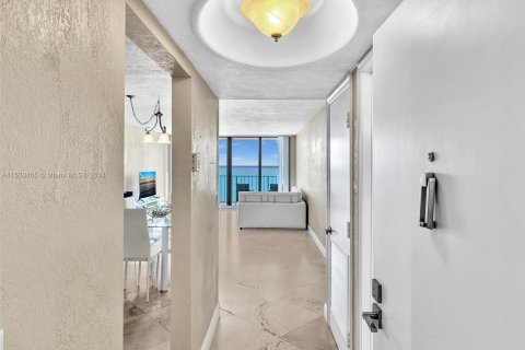 Copropriété à vendre à Hollywood, Floride: 1 chambre, 92.9 m2 № 1065143 - photo 3