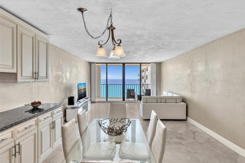 Copropriété à vendre à Hollywood, Floride: 1 chambre, 92.9 m2 № 1065143 - photo 9