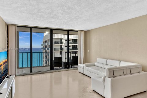 Copropriété à vendre à Hollywood, Floride: 1 chambre, 92.9 m2 № 1065143 - photo 13