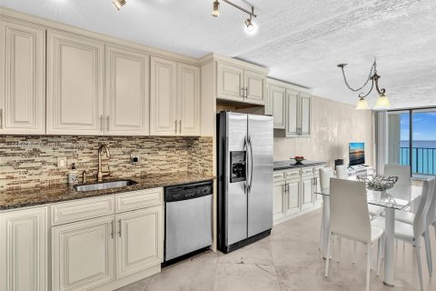 Copropriété à vendre à Hollywood, Floride: 1 chambre, 92.9 m2 № 1065143 - photo 6