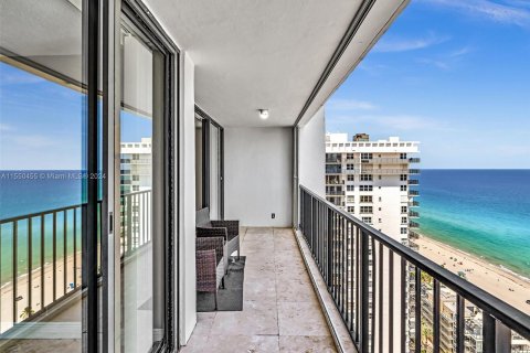 Copropriété à vendre à Hollywood, Floride: 1 chambre, 92.9 m2 № 1065143 - photo 18