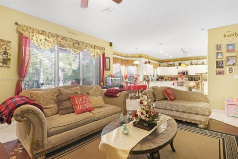 Villa ou maison à vendre à Miramar, Floride: 4 chambres, 323.21 m2 № 1047433 - photo 19