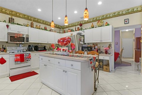 Villa ou maison à vendre à Miramar, Floride: 4 chambres, 323.21 m2 № 1047433 - photo 22