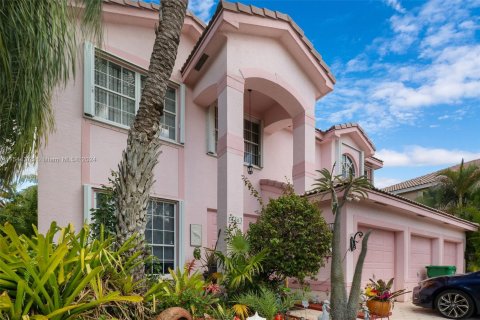 Villa ou maison à vendre à Miramar, Floride: 4 chambres, 323.21 m2 № 1047433 - photo 5