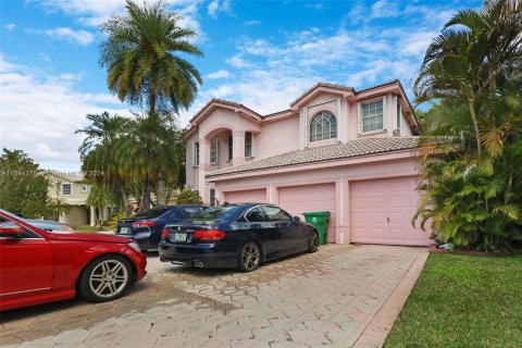 House in Miramar, Florida 4 bedrooms, 323.21 sq.m. № 1047433 - photo 4