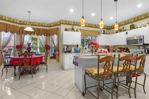 Villa ou maison à vendre à Miramar, Floride: 4 chambres, 323.21 m2 № 1047433 - photo 24