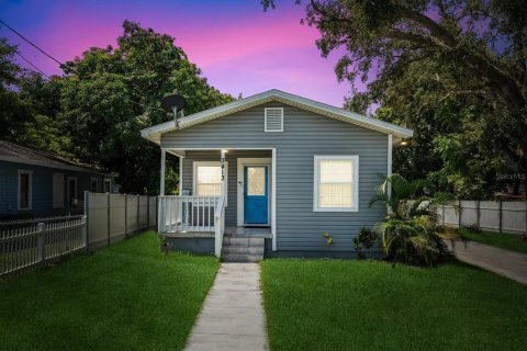 Villa ou maison à vendre à Tampa, Floride: 3 chambres, 85.47 m2 № 1307297 - photo 1