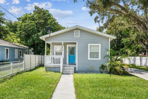 Villa ou maison à vendre à Tampa, Floride: 3 chambres, 85.47 m2 № 1307297 - photo 2