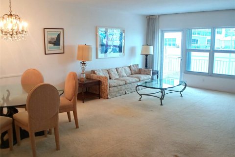 Condo in Fort Lauderdale, Florida, 1 bedroom  № 1022401 - photo 10