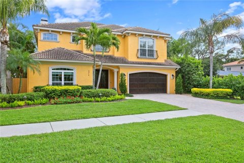 Casa en venta en Tampa, Florida, 4 dormitorios, 370.59 m2 № 1251158 - foto 2