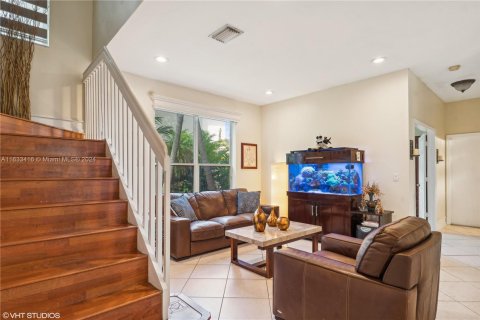 Casa en venta en Miramar, Florida, 5 dormitorios, 244.98 m2 № 1294062 - foto 7