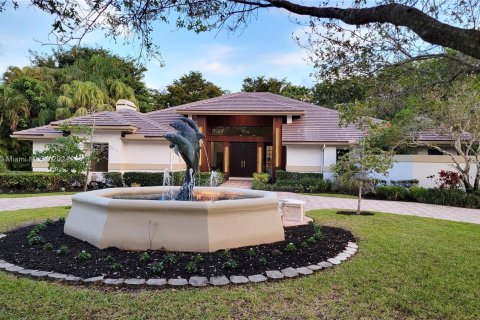 Villa ou maison à vendre à Parkland, Floride: 5 chambres, 776.11 m2 № 1049682 - photo 2