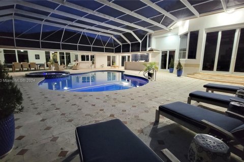 House in Parkland, Florida 5 bedrooms, 776.11 sq.m. № 1049682 - photo 15