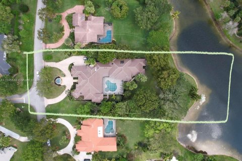 Villa ou maison à vendre à Parkland, Floride: 5 chambres, 776.11 m2 № 1049682 - photo 21