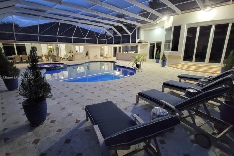 Villa ou maison à vendre à Parkland, Floride: 5 chambres, 776.11 m2 № 1049682 - photo 11