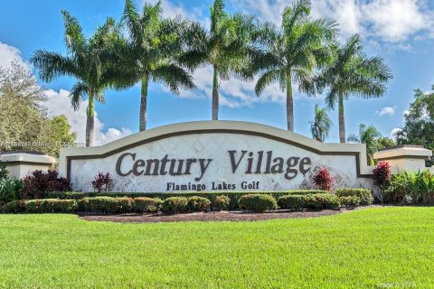 Copropriété à vendre à Pembroke Pines, Floride: 2 chambres, 112.13 m2 № 1351640 - photo 30