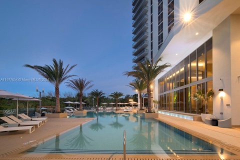 Condominio en venta en North Miami Beach, Florida, 2 dormitorios, 104.33 m2 № 1403001 - foto 29