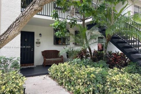 Copropriété à vendre à Deerfield Beach, Floride: 2 chambres, 85.1 m2 № 1399494 - photo 2