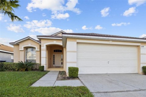 House in Davenport, Florida 3 bedrooms, 145.95 sq.m. № 1400886 - photo 1