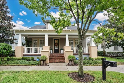 Villa ou maison à vendre à Orlando, Floride: 4 chambres, 354.79 m2 № 1400859 - photo 1