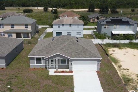 Villa ou maison à louer à Kissimmee, Floride: 4 chambres, 169.64 m2 № 1347253 - photo 2