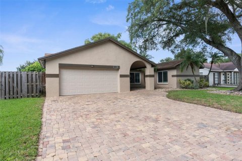 Casa en venta en Tampa, Florida, 3 dormitorios, 178.56 m2 № 1347347 - foto 1